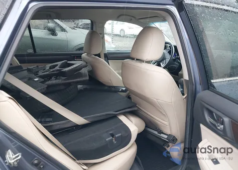 2015 Subaru Outback 2.5I Limited z USA, uszkodzony, nr VIN 4S4BSAJC4F3362949